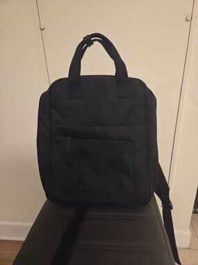 BEIS | Bags | Iso Of Beis Tote Backpack Nautral | Poshmark display picture 2